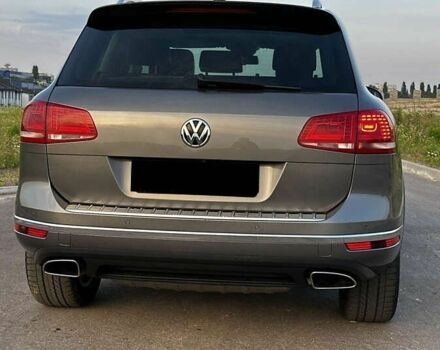 Серый Фольксваген Туарег, объемом двигателя 3 л и пробегом 139 тыс. км за 23200 $, фото 10 на Automoto.ua