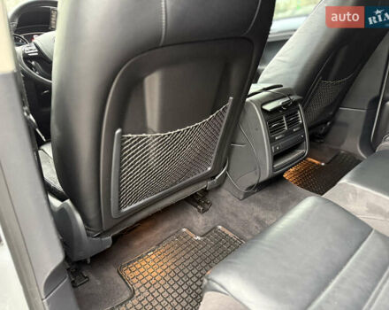 Сірий Фольксваген Туарег, об'ємом двигуна 3 л та пробігом 235 тис. км за 27500 $, фото 35 на Automoto.ua