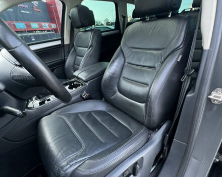 Фольксваген Туарег 2016 в Киеве на Automoto.ua Серый Фольксваген Туарег, объемом двигателя 3 л и пробегом 196 тыс. км за 21900 $, фото 20 на Automoto.ua