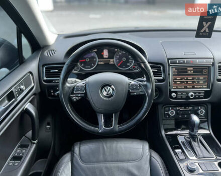 Фольксваген Туарег 2016 в Киеве на Automoto.ua Серый Фольксваген Туарег, объемом двигателя 3 л и пробегом 196 тыс. км за 21900 $, фото 26 на Automoto.ua