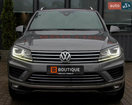 Серый Фольксваген Туарег, объемом двигателя 3.6 л и пробегом 118 тыс. км за 18500 $, фото 5 на Automoto.ua