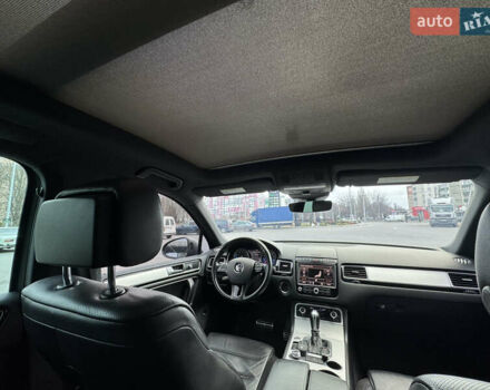 Серый Фольксваген Туарег, объемом двигателя 3.6 л и пробегом 240 тыс. км за 17700 $, фото 34 на Automoto.ua