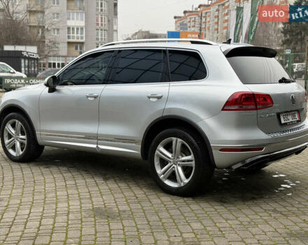 Сірий Фольксваген Туарег, об'ємом двигуна 3 л та пробігом 235 тис. км за 27500 $, фото 13 на Automoto.ua