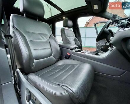 Серый Фольксваген Туарег, объемом двигателя 3.6 л и пробегом 134 тыс. км за 18999 $, фото 31 на Automoto.ua