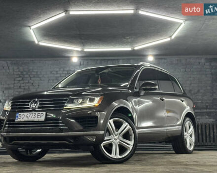 Сірий Фольксваген Туарег, об'ємом двигуна 3.6 л та пробігом 240 тис. км за 17800 $, фото 1 на Automoto.ua