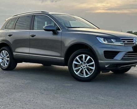 Серый Фольксваген Туарег, объемом двигателя 3 л и пробегом 139 тыс. км за 23200 $, фото 2 на Automoto.ua