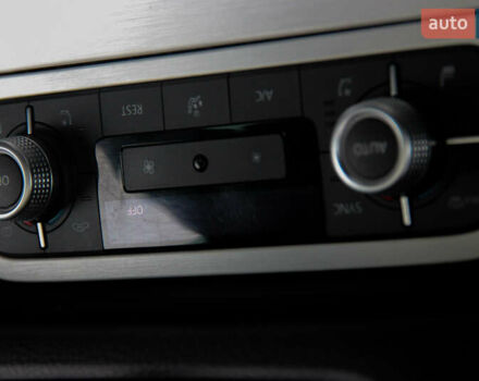 Серый Фольксваген Туарег, объемом двигателя 3.6 л и пробегом 118 тыс. км за 18500 $, фото 30 на Automoto.ua