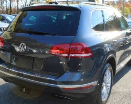 Сірий Фольксваген Туарег, об'ємом двигуна 3.6 л та пробігом 79 тис. км за 3600 $, фото 5 на Automoto.ua
