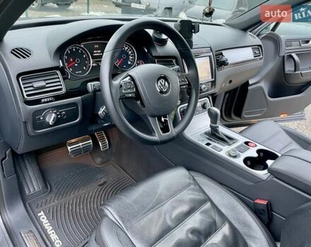Серый Фольксваген Туарег, объемом двигателя 3.6 л и пробегом 134 тыс. км за 18999 $, фото 20 на Automoto.ua