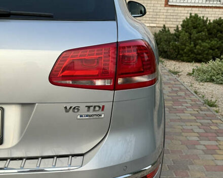 Серый Фольксваген Туарег, объемом двигателя 3 л и пробегом 149 тыс. км за 36000 $, фото 18 на Automoto.ua