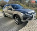 Фольксваген Туарег 2016 в Хмельницком на Automoto.ua Серый Фольксваген Туарег, объемом двигателя 2.97 л и пробегом 278 тыс. км за 30500 $, фото 2 на Automoto.ua