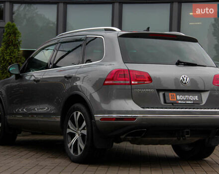 Серый Фольксваген Туарег, объемом двигателя 3.6 л и пробегом 118 тыс. км за 18500 $, фото 13 на Automoto.ua