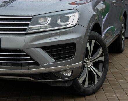 Сірий Фольксваген Туарег, об'ємом двигуна 3.6 л та пробігом 118 тис. км за 18500 $, фото 1 на Automoto.ua