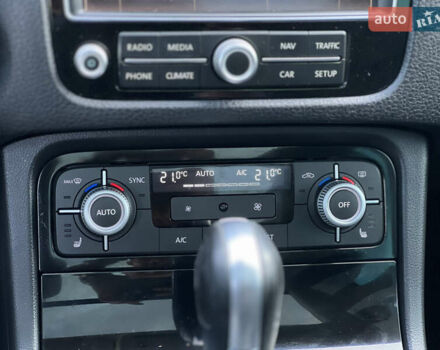 Фольксваген Туарег 2016 в Киеве на Automoto.ua Серый Фольксваген Туарег, объемом двигателя 3 л и пробегом 196 тыс. км за 21900 $, фото 30 на Automoto.ua