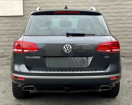 Сірий Фольксваген Туарег, об'ємом двигуна 3 л та пробігом 72 тис. км за 10100 $, фото 4 на Automoto.ua