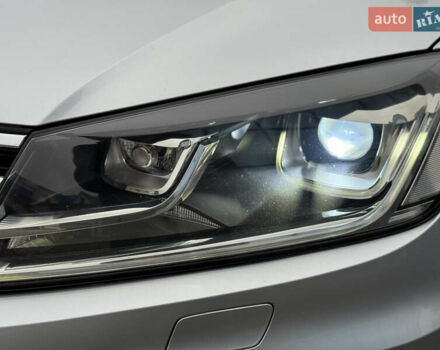 Сірий Фольксваген Туарег, об'ємом двигуна 3 л та пробігом 235 тис. км за 27500 $, фото 20 на Automoto.ua