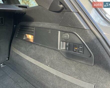 Серый Фольксваген Туарег, объемом двигателя 2.97 л и пробегом 191 тыс. км за 33999 $, фото 46 на Automoto.ua