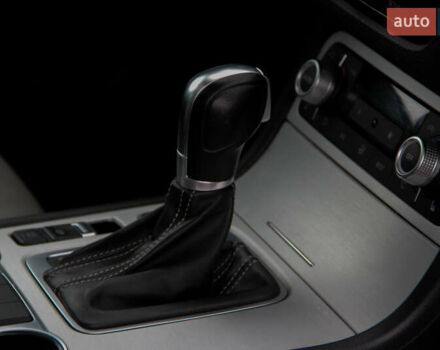 Серый Фольксваген Туарег, объемом двигателя 3.6 л и пробегом 118 тыс. км за 18500 $, фото 36 на Automoto.ua