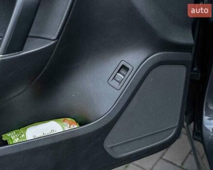 Фольксваген Туарег 2016 в Луцке на Automoto.ua Серый Фольксваген Туарег, объемом двигателя 2.97 л и пробегом 181 тыс. км за 35000 $, фото 26 на Automoto.ua