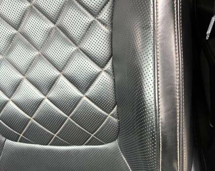 Серый Фольксваген Туарег, объемом двигателя 3 л и пробегом 270 тыс. км за 29999 $, фото 38 на Automoto.ua