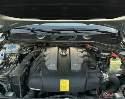 Серый Фольксваген Туарег, объемом двигателя 3 л и пробегом 149 тыс. км за 36000 $, фото 20 на Automoto.ua