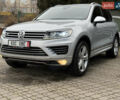 Сірий Фольксваген Туарег, об'ємом двигуна 3 л та пробігом 235 тис. км за 27500 $, фото 17 на Automoto.ua