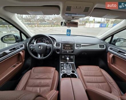 Серый Фольксваген Туарег, объемом двигателя 0 л и пробегом 265 тыс. км за 24900 $, фото 20 на Automoto.ua