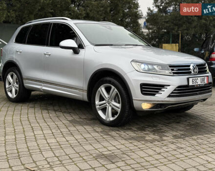 Сірий Фольксваген Туарег, об'ємом двигуна 3 л та пробігом 235 тис. км за 27500 $, фото 6 на Automoto.ua