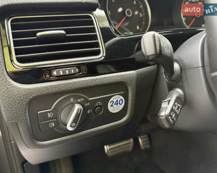 Серый Фольксваген Туарег, объемом двигателя 3 л и пробегом 267 тыс. км за 35000 $, фото 29 на Automoto.ua