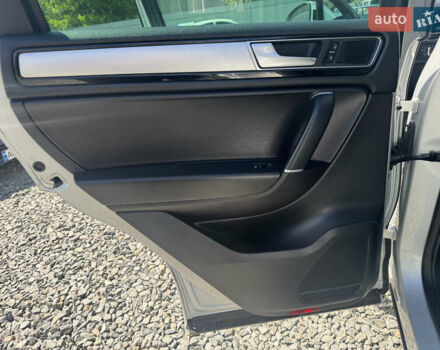 Серый Фольксваген Туарег, объемом двигателя 3.6 л и пробегом 96 тыс. км за 19800 $, фото 17 на Automoto.ua