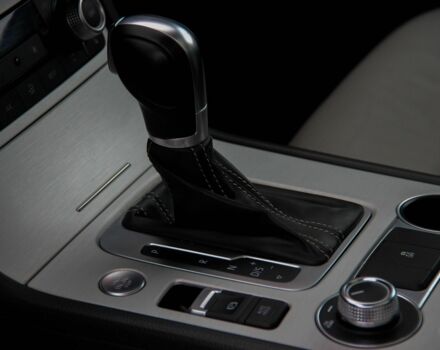 Сірий Фольксваген Туарег, об'ємом двигуна 3.6 л та пробігом 118 тис. км за 18500 $, фото 18 на Automoto.ua