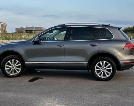 Серый Фольксваген Туарег, объемом двигателя 3 л и пробегом 139 тыс. км за 23200 $, фото 6 на Automoto.ua