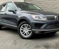 Сірий Фольксваген Туарег, об'ємом двигуна 3 л та пробігом 72 тис. км за 10100 $, фото 1 на Automoto.ua