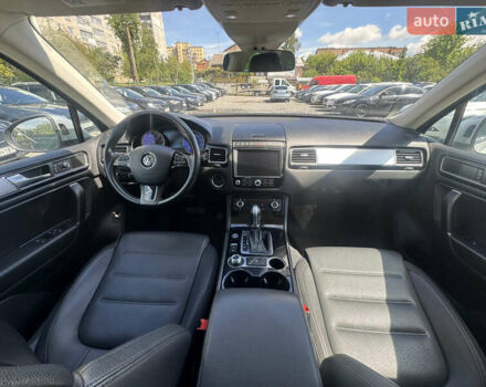 Серый Фольксваген Туарег, объемом двигателя 3.6 л и пробегом 96 тыс. км за 19800 $, фото 20 на Automoto.ua