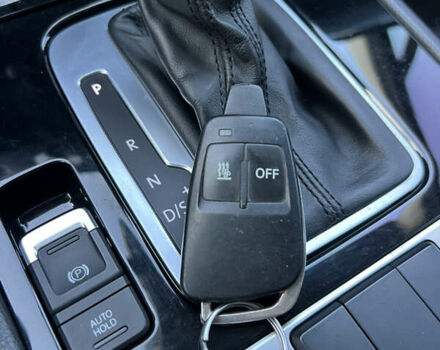 Серый Фольксваген Туарег, объемом двигателя 3 л и пробегом 250 тыс. км за 25900 $, фото 17 на Automoto.ua