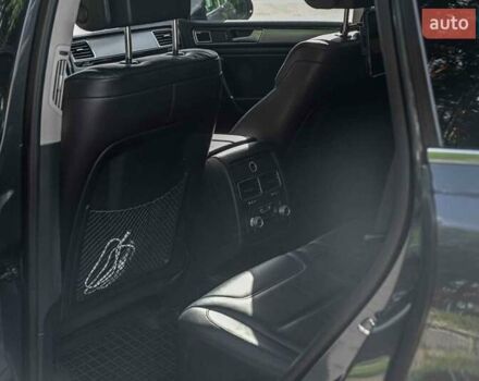 Фольксваген Туарег 2016 в Луцке на Automoto.ua Серый Фольксваген Туарег, объемом двигателя 2.97 л и пробегом 181 тыс. км за 35000 $, фото 39 на Automoto.ua