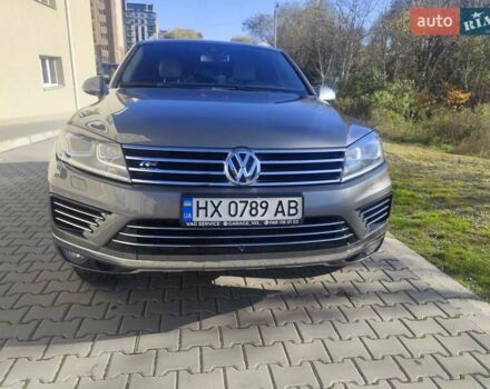 Фольксваген Туарег 2016 в Хмельницком на Automoto.ua Серый Фольксваген Туарег, объемом двигателя 2.97 л и пробегом 278 тыс. км за 30500 $, фото 31 на Automoto.ua