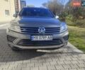 Фольксваген Туарег 2016 в Хмельницком на Automoto.ua Серый Фольксваген Туарег, объемом двигателя 2.97 л и пробегом 278 тыс. км за 30500 $, фото 31 на Automoto.ua