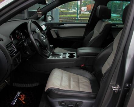 Сірий Фольксваген Туарег, об'ємом двигуна 3.6 л та пробігом 118 тис. км за 18500 $, фото 17 на Automoto.ua