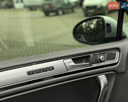 Сірий Фольксваген Туарег, об'ємом двигуна 3 л та пробігом 235 тис. км за 27500 $, фото 24 на Automoto.ua