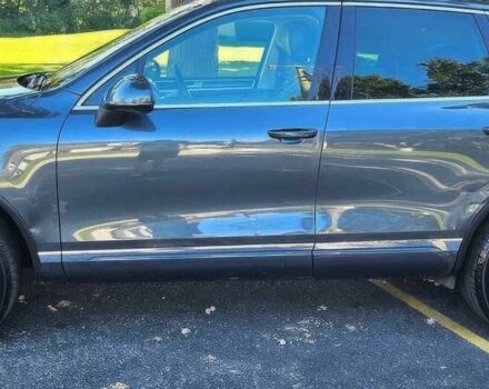 Сірий Фольксваген Туарег, об'ємом двигуна 3 л та пробігом 72 тис. км за 13600 $, фото 3 на Automoto.ua