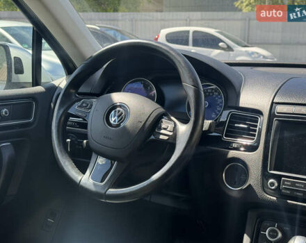 Серый Фольксваген Туарег, объемом двигателя 3.6 л и пробегом 96 тыс. км за 19800 $, фото 15 на Automoto.ua