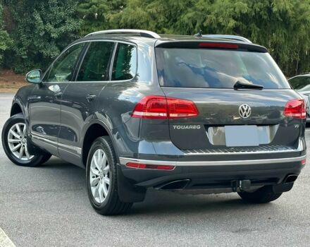 Серый Фольксваген Туарег, объемом двигателя 3.6 л и пробегом 74 тыс. км за 13200 $, фото 4 на Automoto.ua