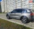 Фольксваген Туарег 2016 в Хмельницком на Automoto.ua Серый Фольксваген Туарег, объемом двигателя 2.97 л и пробегом 278 тыс. км за 30500 $, фото 26 на Automoto.ua