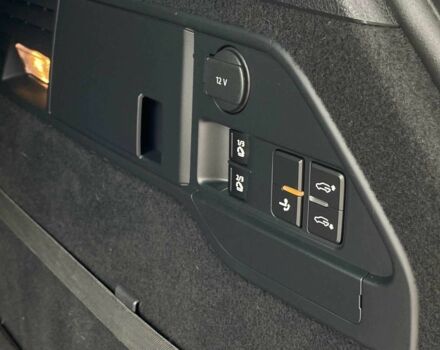 Серый Фольксваген Туарег, объемом двигателя 0 л и пробегом 155 тыс. км за 31000 $, фото 15 на Automoto.ua