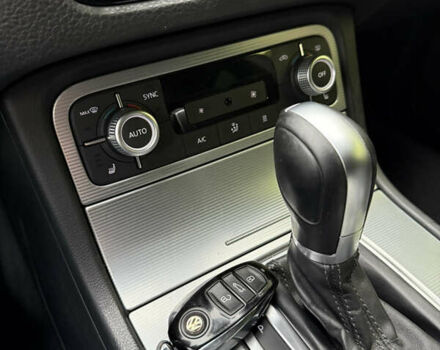 Серый Фольксваген Туарег, объемом двигателя 3 л и пробегом 267 тыс. км за 35000 $, фото 22 на Automoto.ua