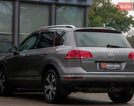 Серый Фольксваген Туарег, объемом двигателя 3.6 л и пробегом 118 тыс. км за 18500 $, фото 12 на Automoto.ua