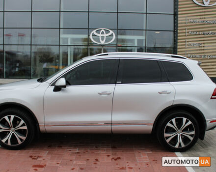 Сірий Фольксваген Туарег, об'ємом двигуна 3 л та пробігом 171 тис. км за 28900 $, фото 3 на Automoto.ua