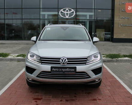 Серый Фольксваген Туарег, объемом двигателя 2.97 л и пробегом 171 тыс. км за 28900 $, фото 1 на Automoto.ua