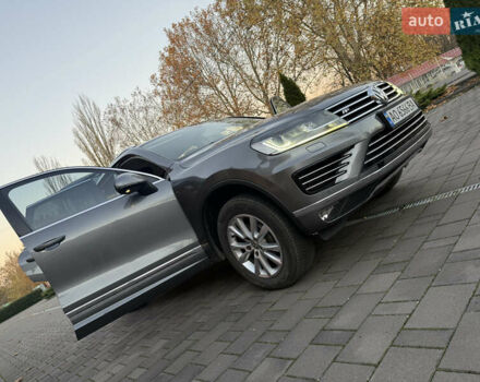 Серый Фольксваген Туарег, объемом двигателя 2.97 л и пробегом 139 тыс. км за 33900 $, фото 50 на Automoto.ua